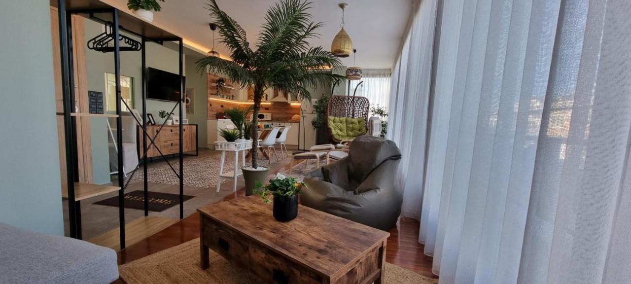 Okto Penthouse, Nilie Hospitality Mgmt *