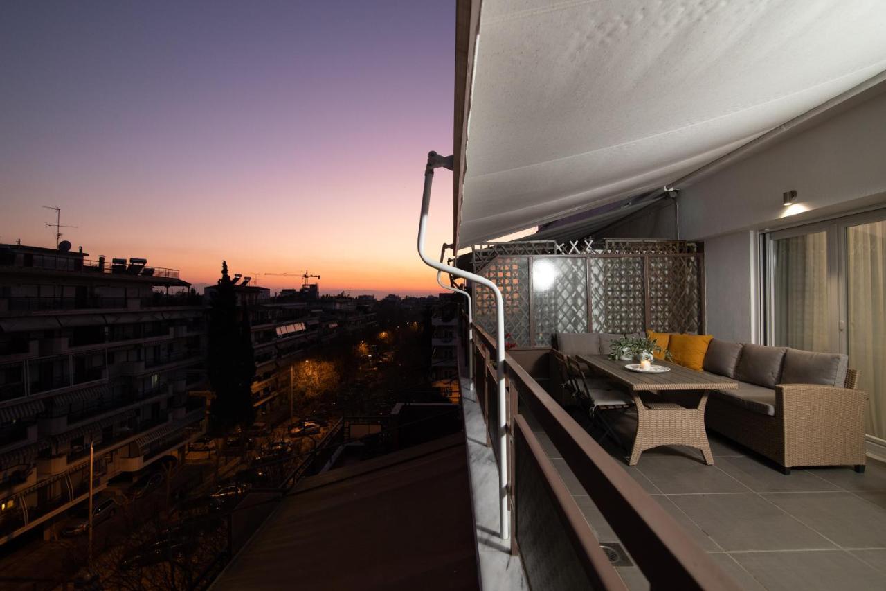 F & B Collection - 3 Bedroom Penthouse Tessalónica