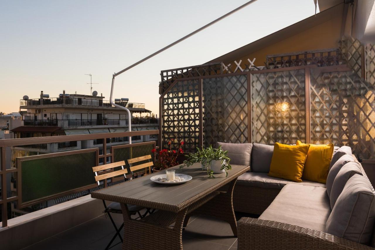 F & B Collection - 3 Bedroom Penthouse Tessalónica