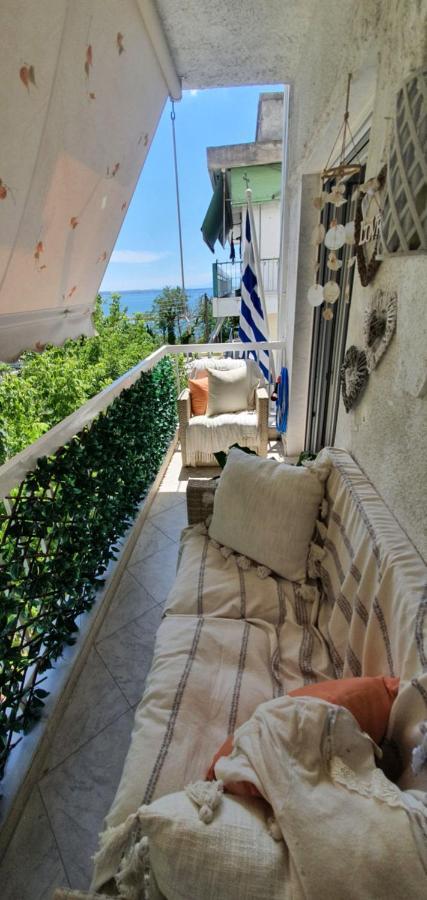 Sea View Across The Golden Bay Beach, Cosy Sunny, Spacious In Aretsou Kalamaria Apartamento