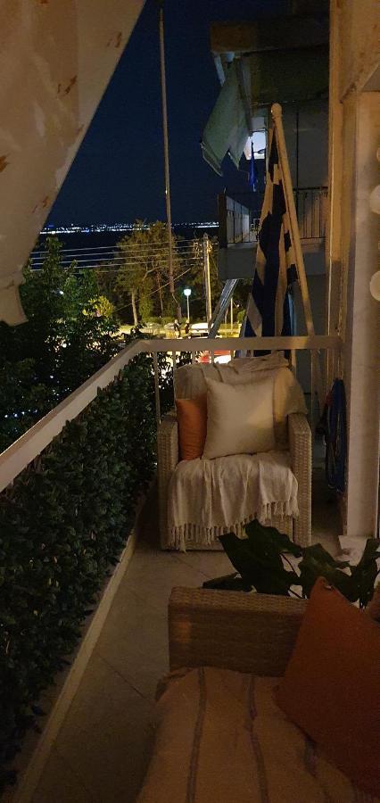 Apartamento Sea View Across The Golden Bay Beach, Cosy Sunny, Spacious In Aretsou Kalamaria *