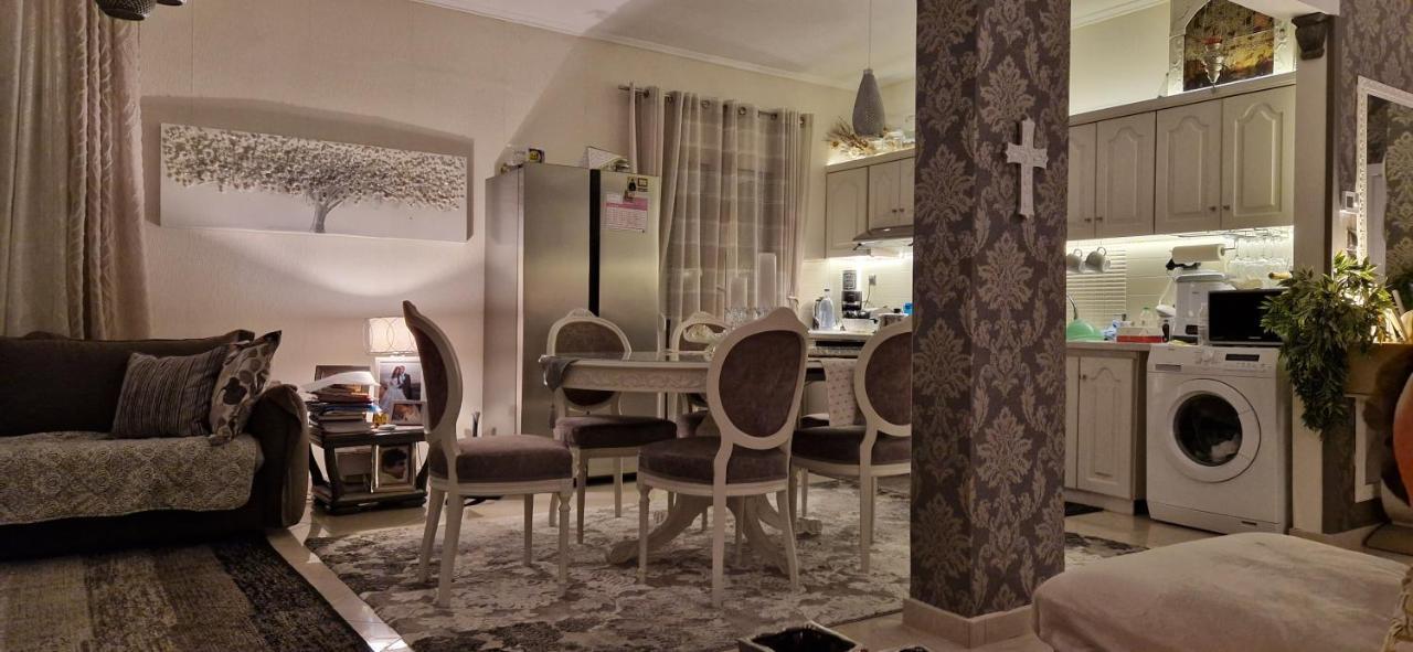 Apartamento Sea View Across The Golden Bay Beach, Cosy Sunny, Spacious In Aretsou Kalamaria