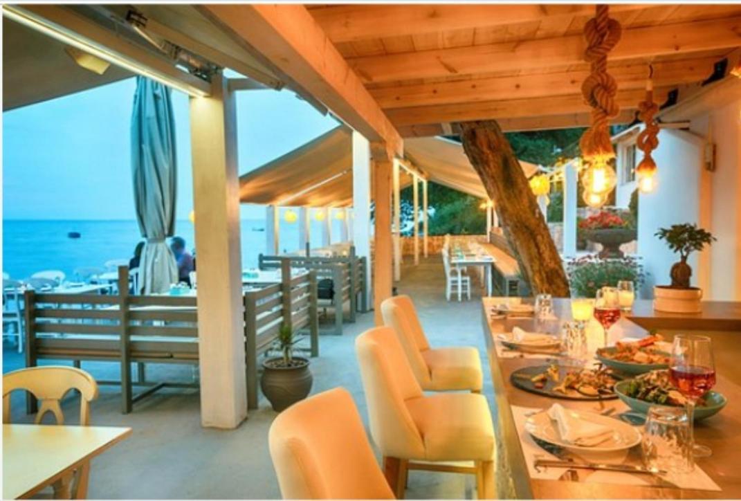 Apartamento Sea View Across The Golden Bay Beach, Cosy Sunny, Spacious In Aretsou Kalamaria *