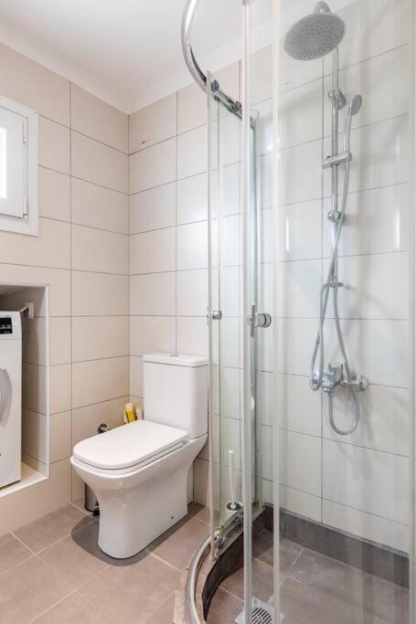 2 Bedroom Luxury Apartment Thessaloniki