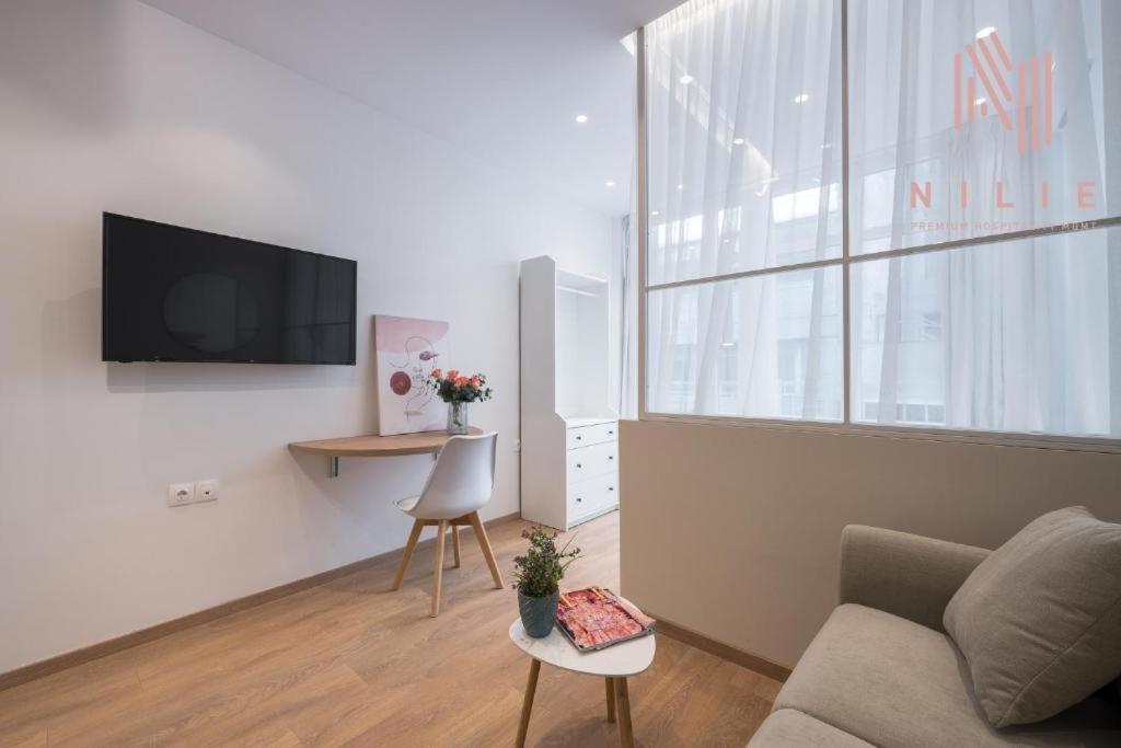 Appartement V1 Boutique Rooms, Nilie Hospitality Mgmt
