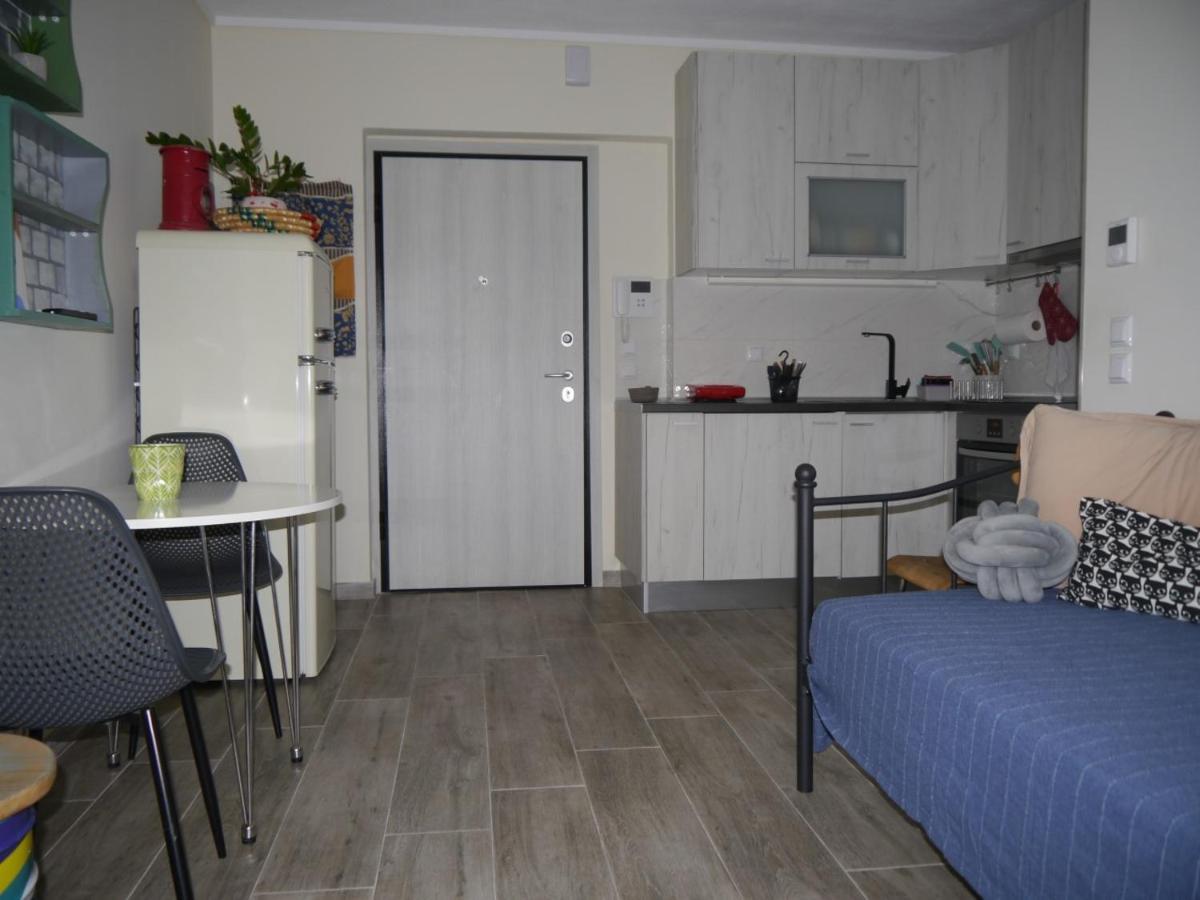Cozy & Stylish Eastside Apt. *
