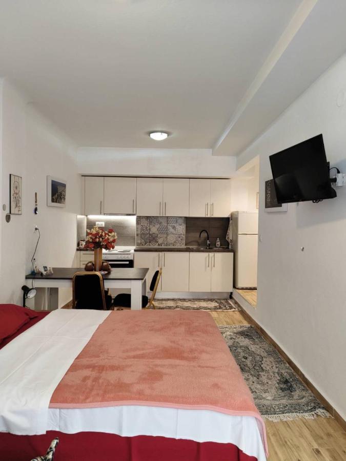 Perfect 71b Apartment