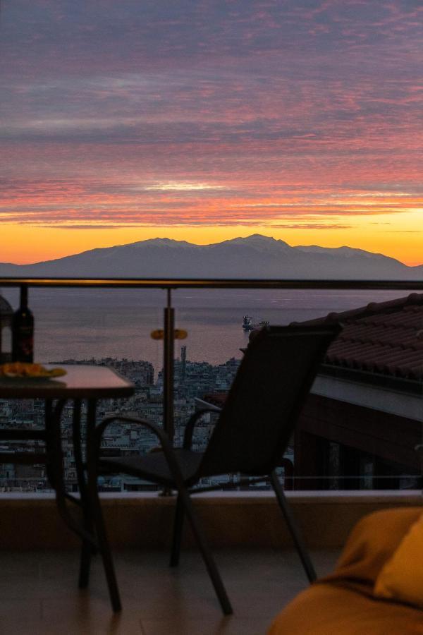 Apartment Stunning City View Apt & Parking Space At Old Town *
