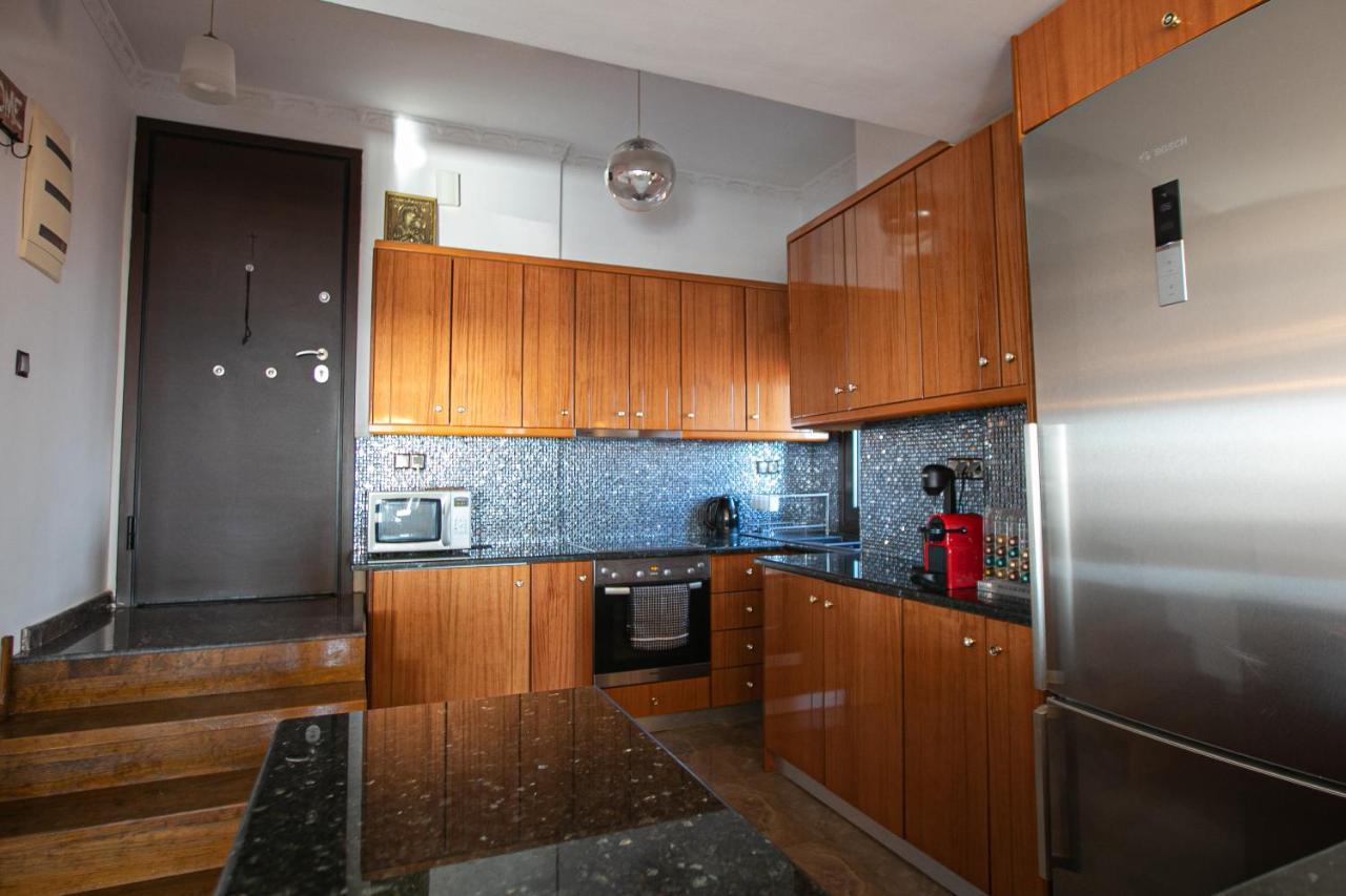 Stunning City View Apt & Parking Space At Old Town Apartment Thessaloniki