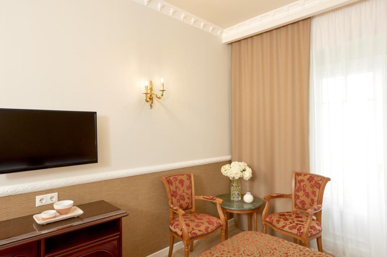 Hotel Grand Palace 5*