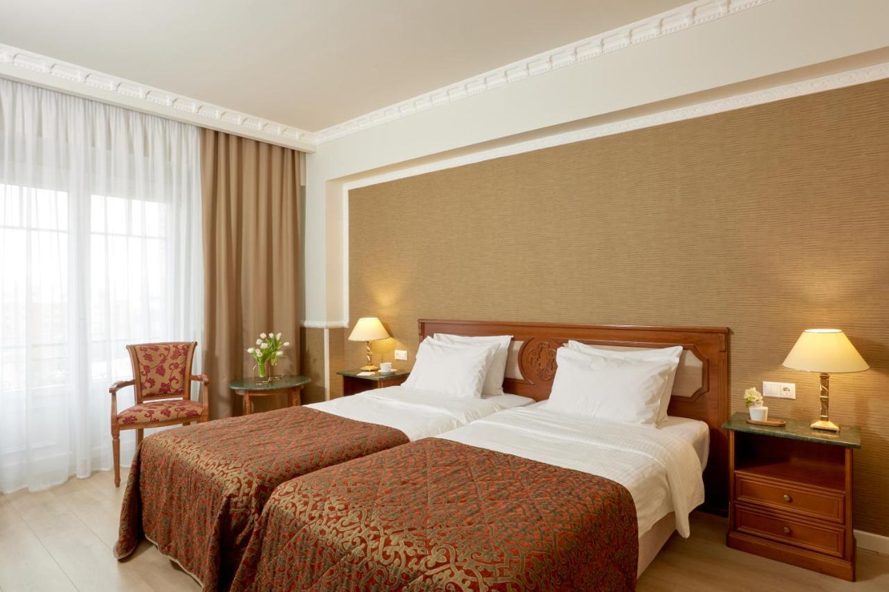 Grand Palace 5*