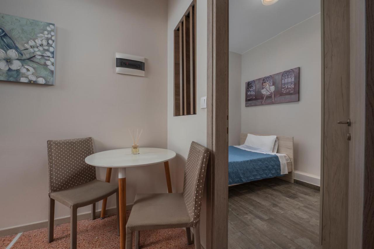 Apartment Kosmos Service Absolute Center 1-5 With Additional Cost Parking