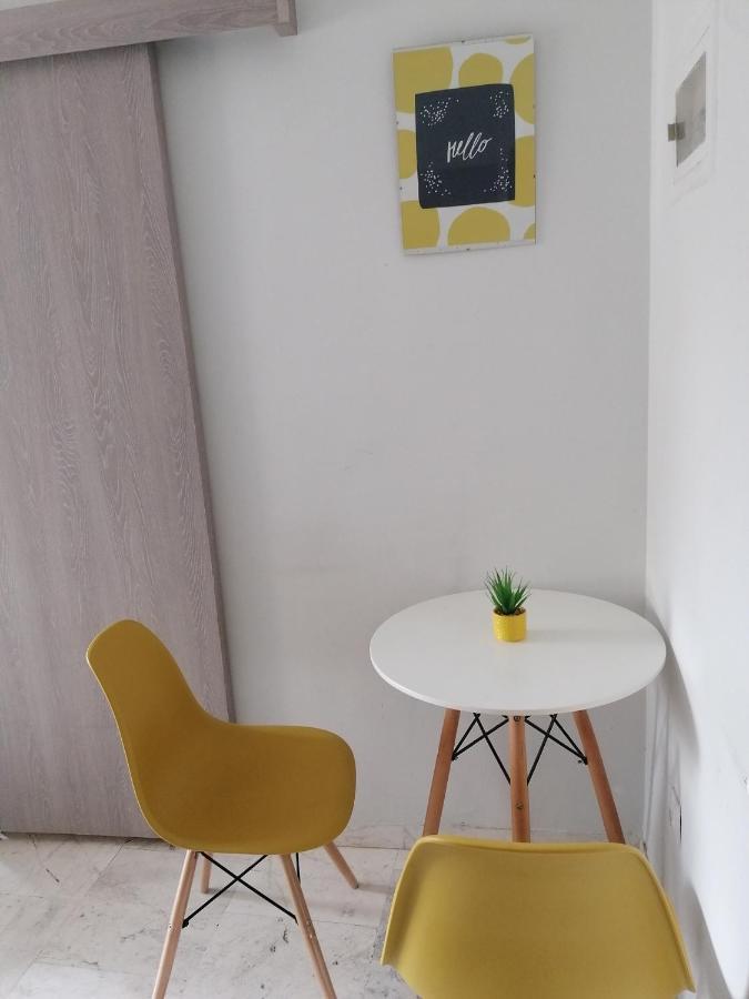 Aristotelous 1 Min Supercentral Mini