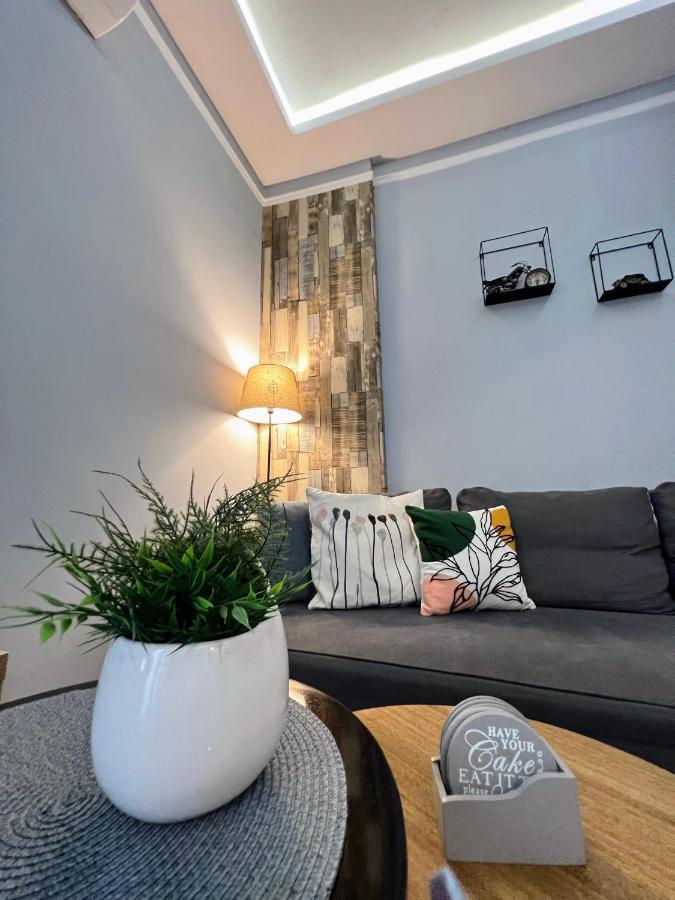 Sonias Central Jacuzzi Apartment,100mbps Apartment Thessaloniki