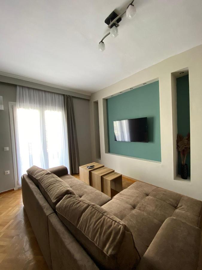 Gnaios Penthouse *