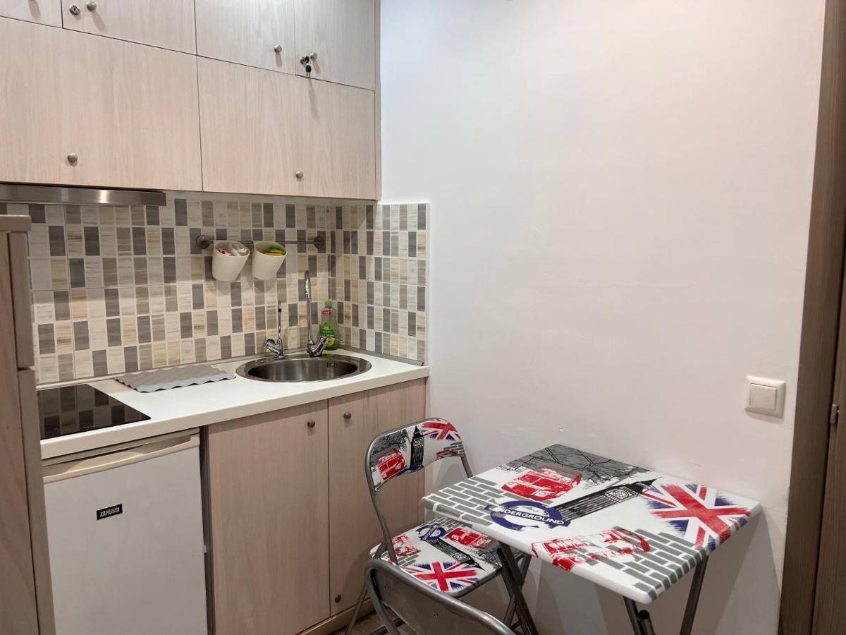 Small Budget Diamond In Agias Sofias. Daire *