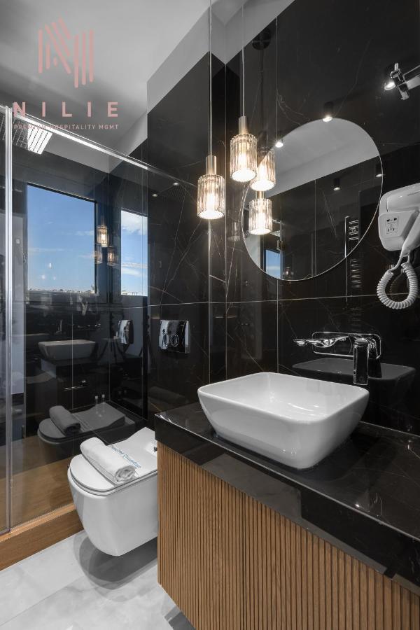 Calliope Penthouse, Nilie Hospitality Mgmt