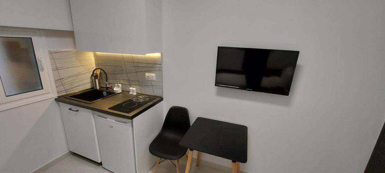 Tcc Lux * Thessaloniki