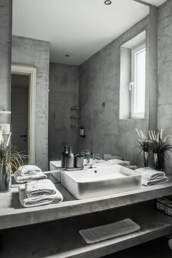 Superior One Luxury *