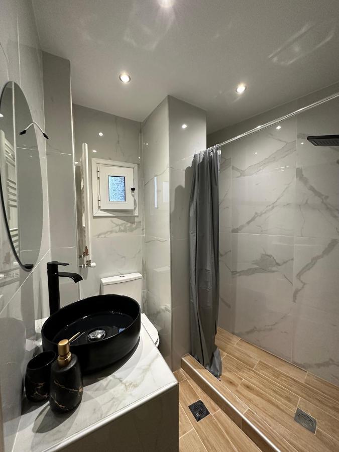 Thanos Luxurious Apartment *