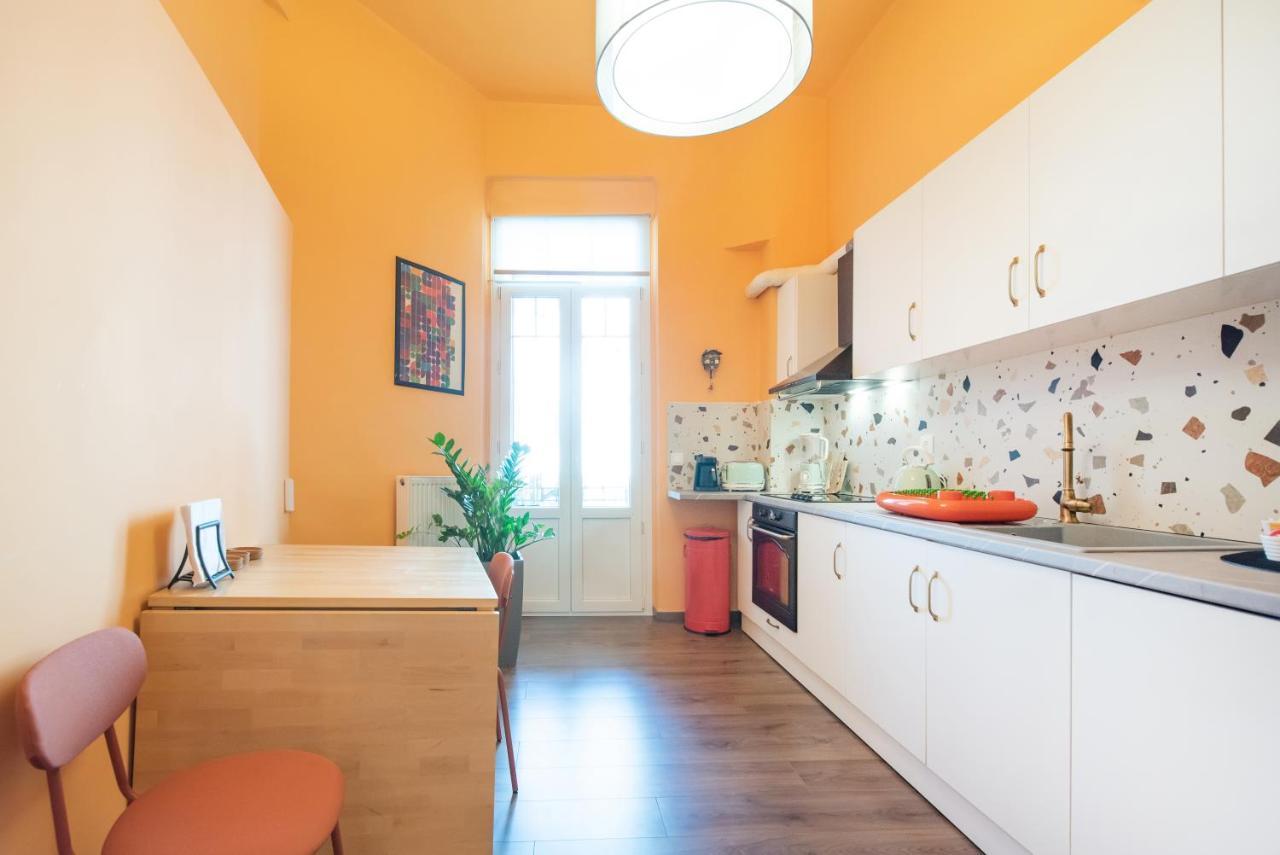 Apartment Fandango By Halu!, Gorgeous Neoclassical Next To Metro Station *
