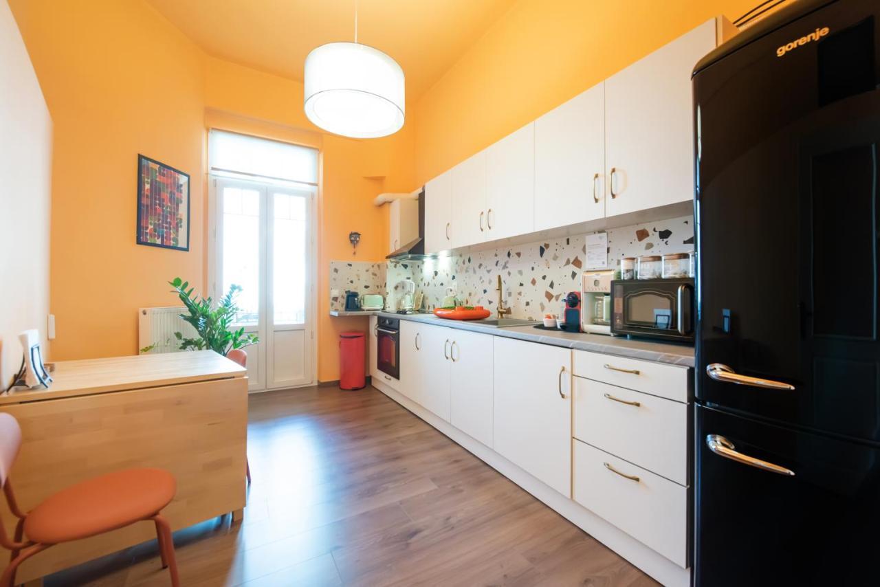 Apartment Fandango By Halu!, Gorgeous Neoclassical Next To Metro Station *