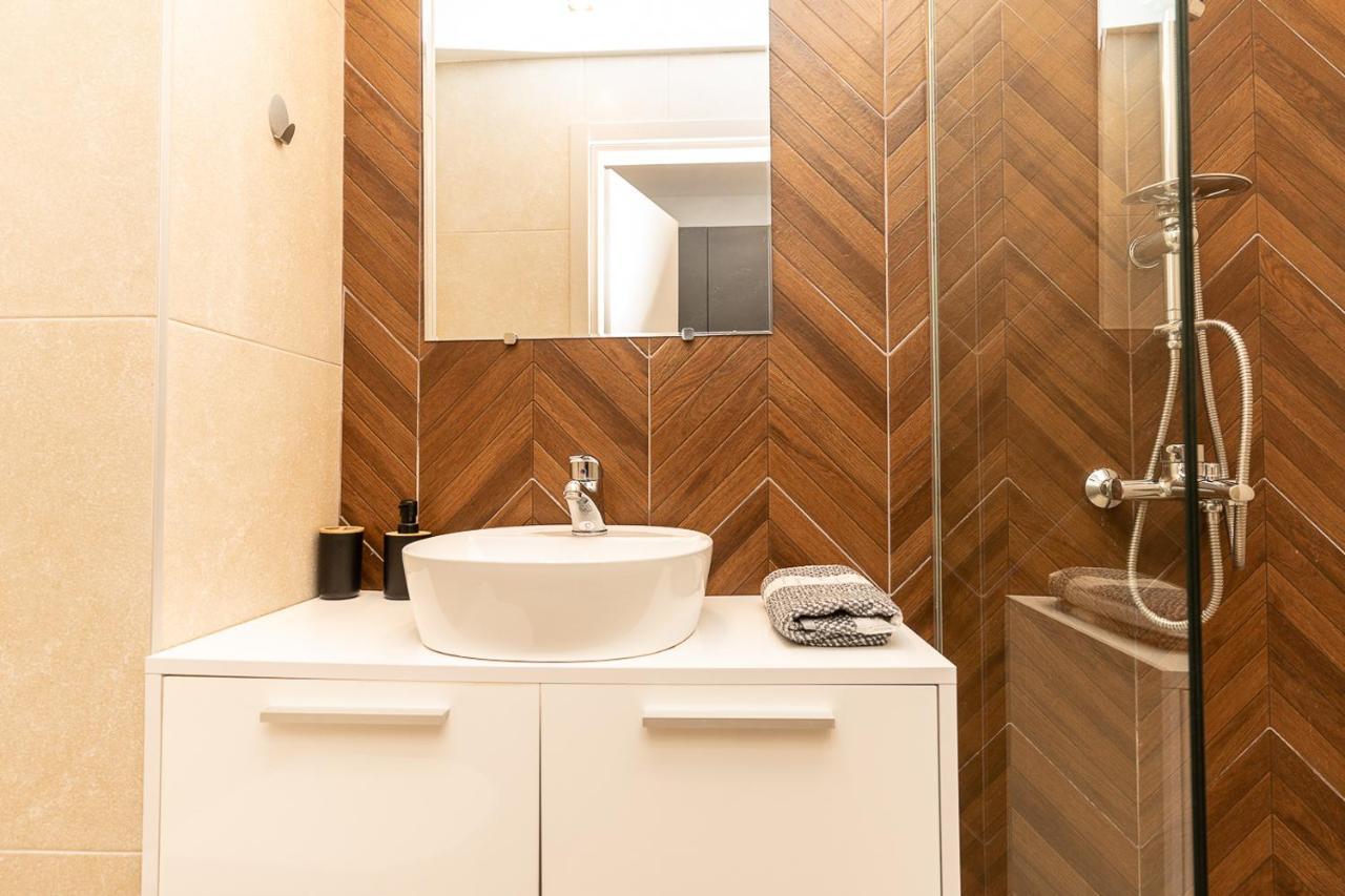Valaoritou Luxury Studio Daire *