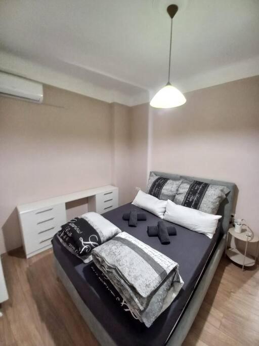 Kassandrou Deluxe