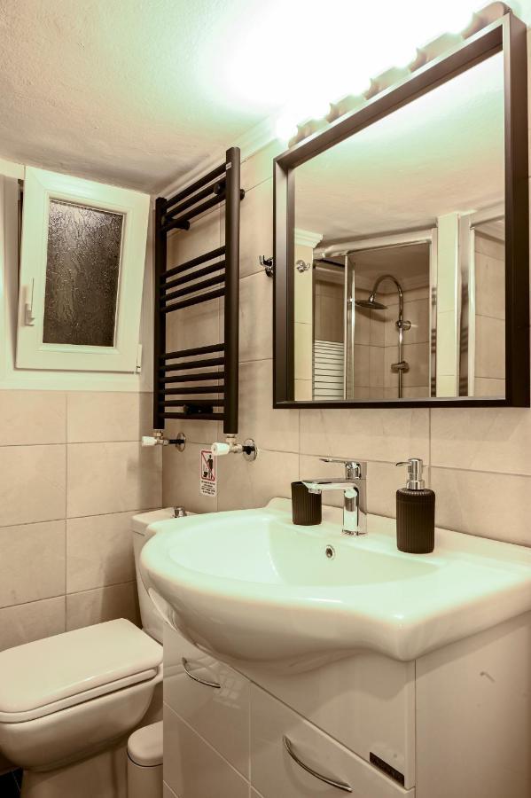 Center Deluxe Apartment