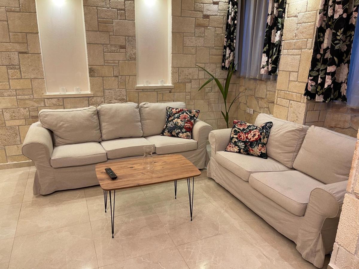 Apartment Stone 2 *