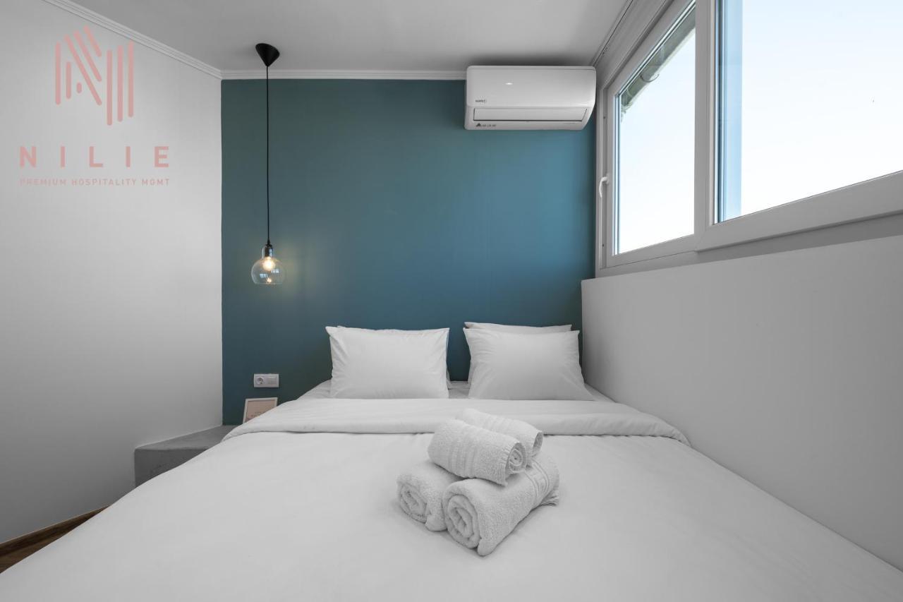 V1 Penthouse, Nilie Hospitality Mgmt