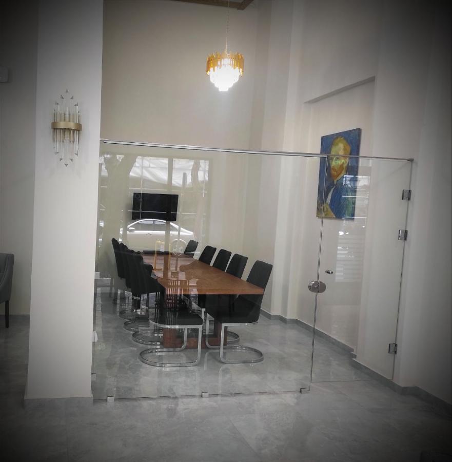 Nea Metropolis 3*