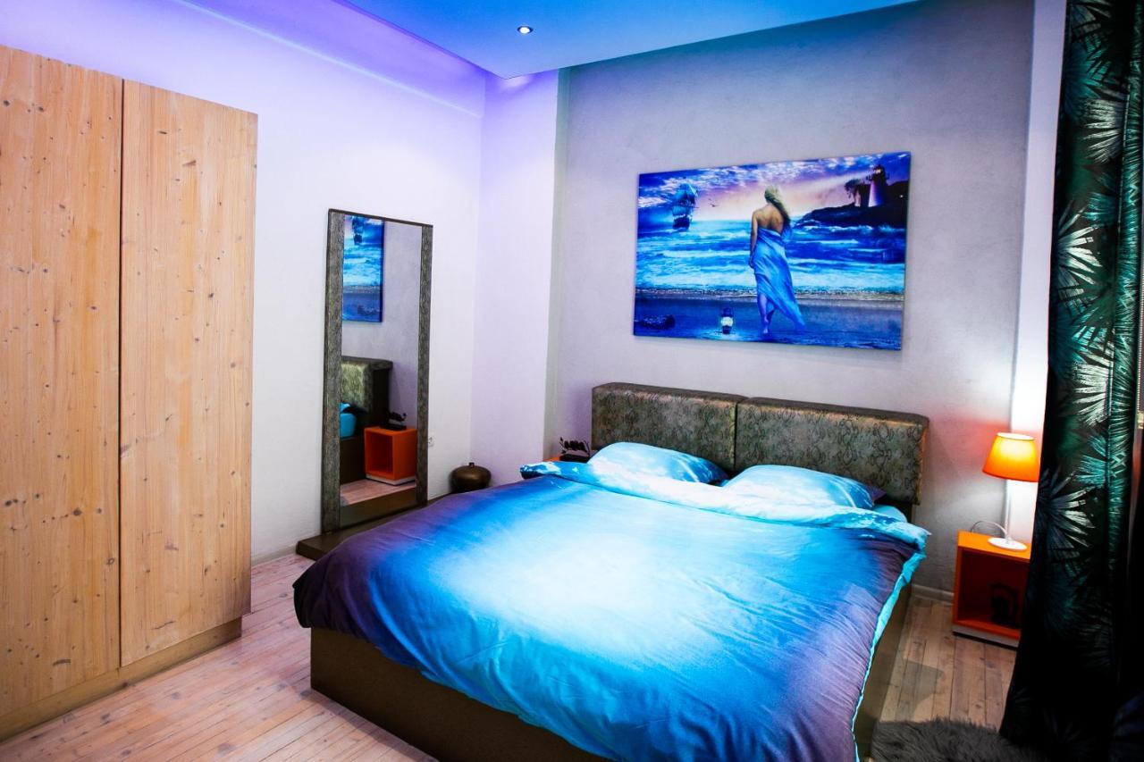 Apartment Orange And Blue Studio Downtown 5 Min From White Tower Thessaloniki