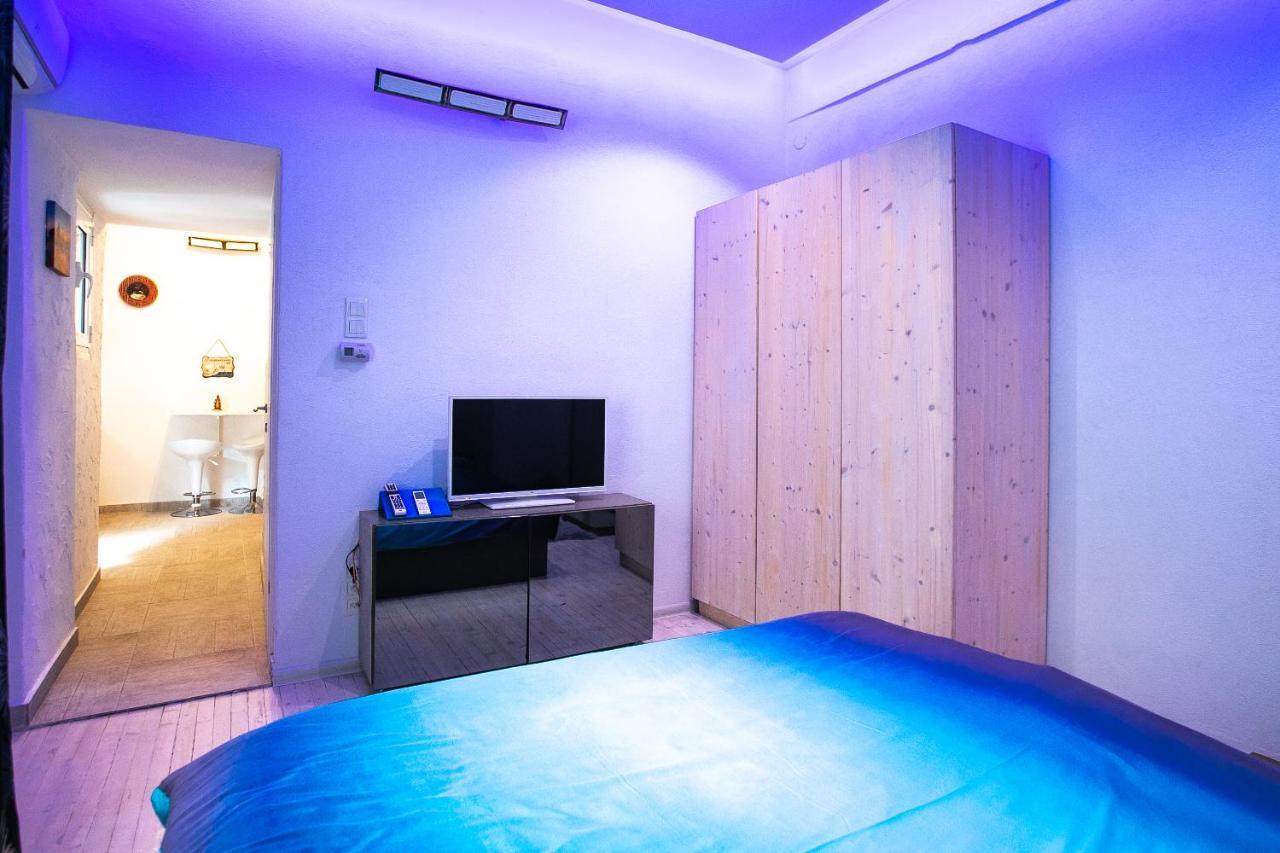 Apartment Orange And Blue Studio Downtown 5 Min From White Tower Thessaloniki