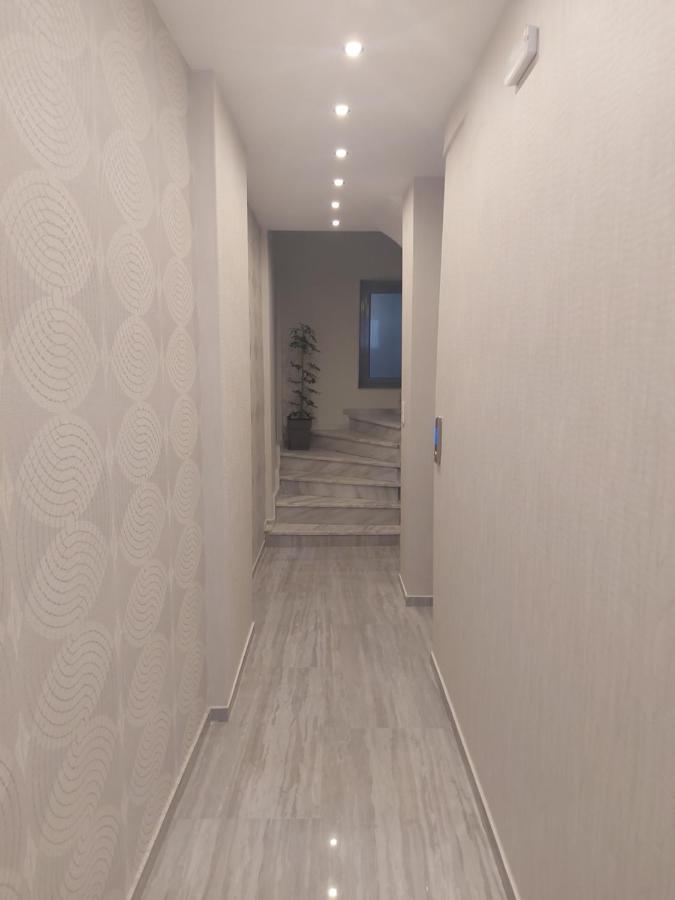 Villanova - Emerald Apartment *
