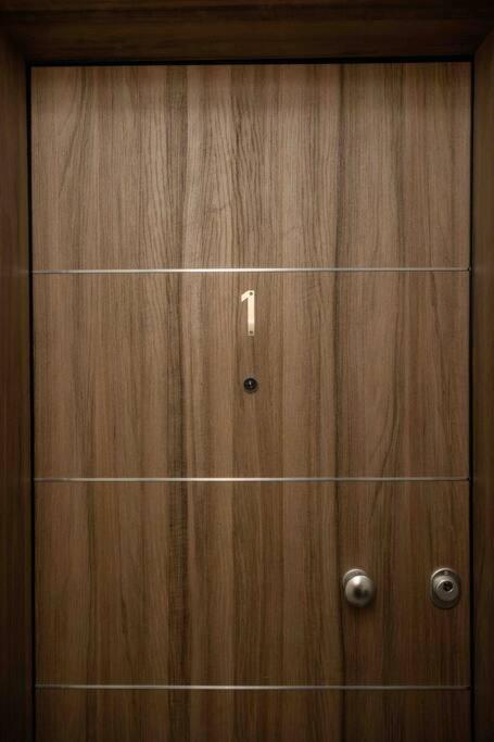 Luxury In Downtown Apartment Thessaloniki