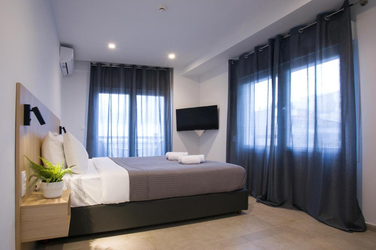 White Apartment Thessaloniki