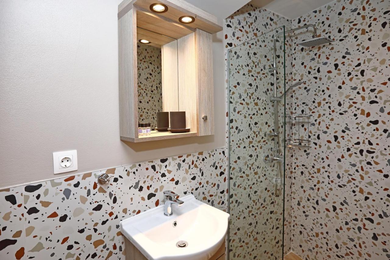 Egnatia Downtown, Urban A Apartment