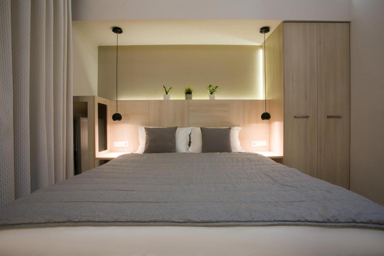 Apartment Polis