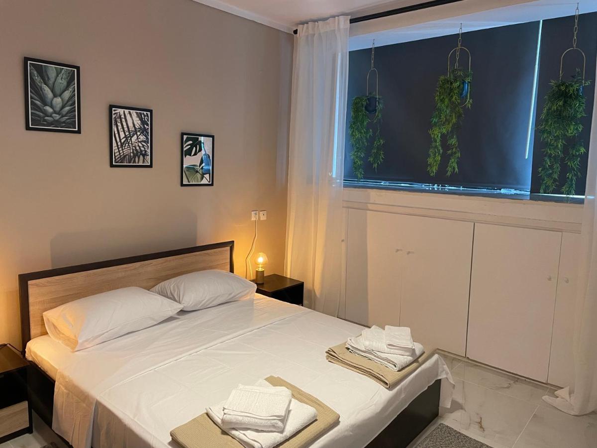 Almond Apartment *