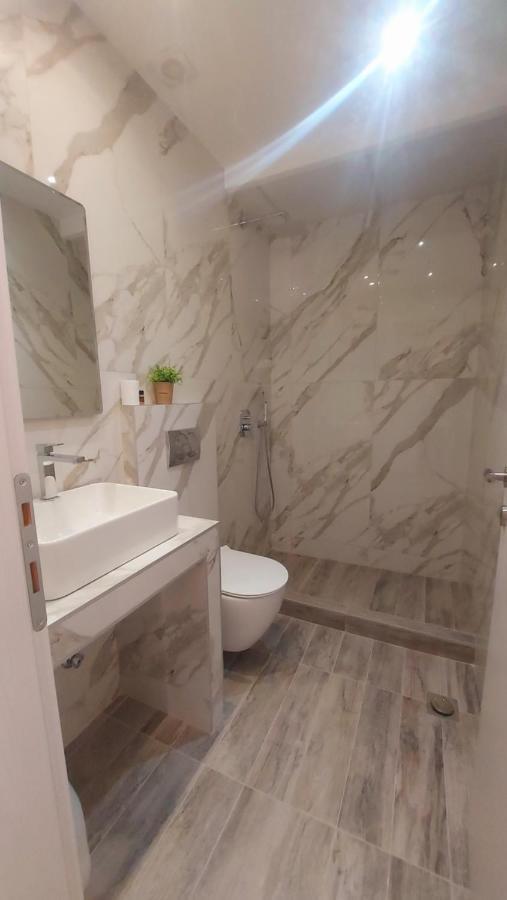 Tsimiski 31. Luxury