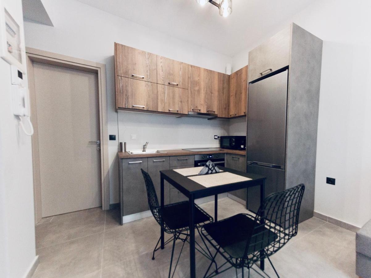 Apartment Studio Antigonidon Square A