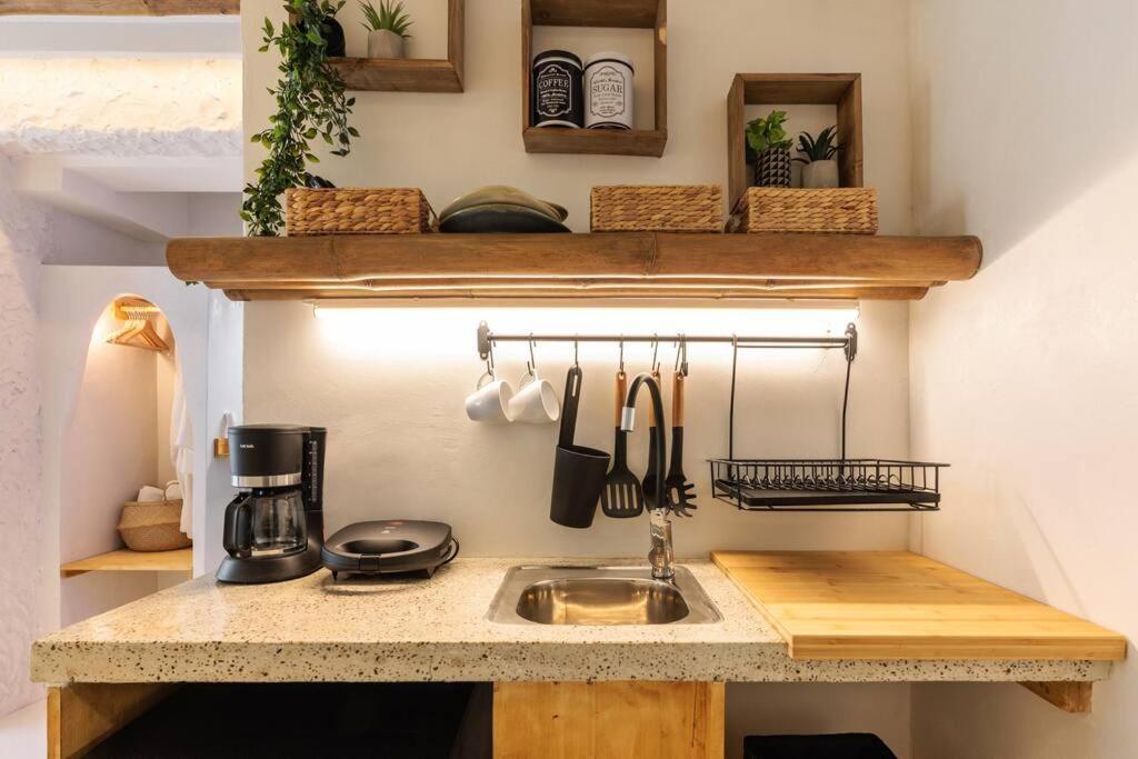 Stylish & Tiny Room-city Center Apartment