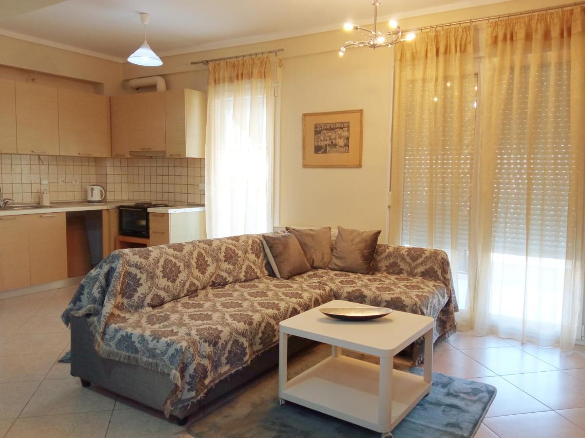 Apartment Tzikas