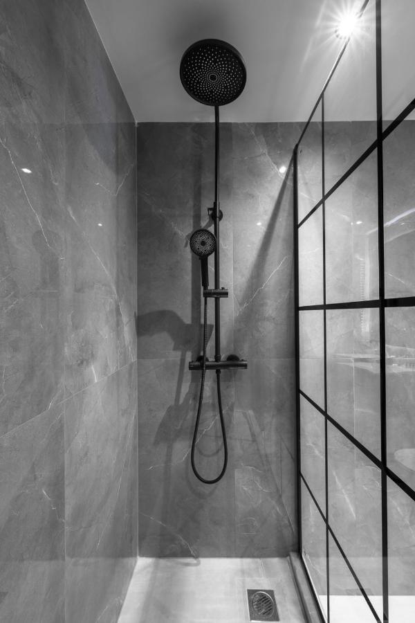 #luxlikehome Lux Locals 1 Apartment *
