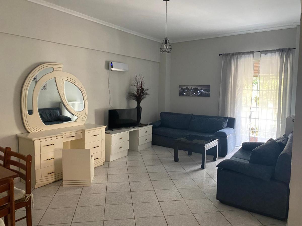 Apartment Theas