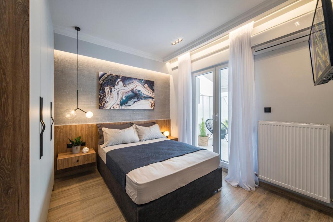 Ares Penthouse Apartment