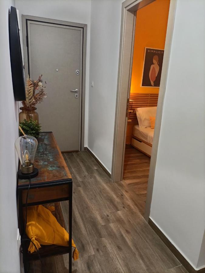 Retro Boutique Apt W Balcony In Historical Area Daire *
