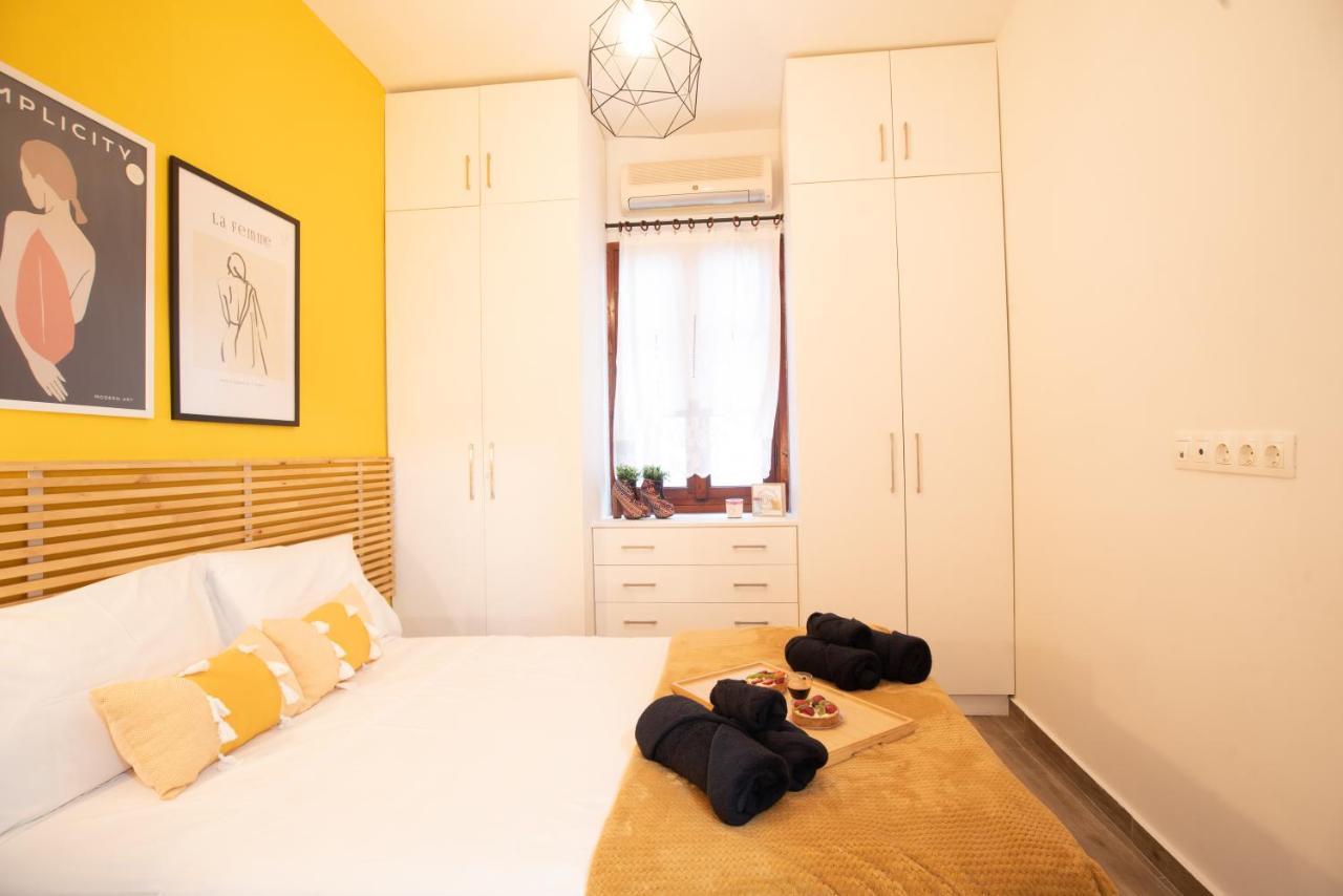 Retro Boutique Apt W Balcony In Historical Area *