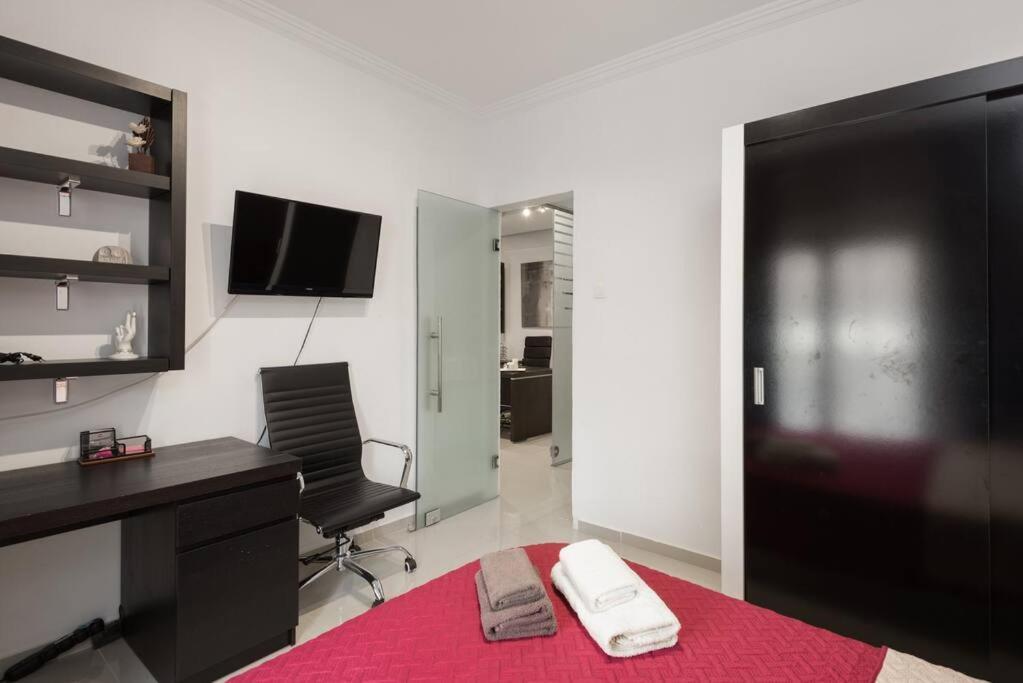 Modern Office Apartment.wifi,2a/c,luxury Fur/tures Appartement Thessaloniki